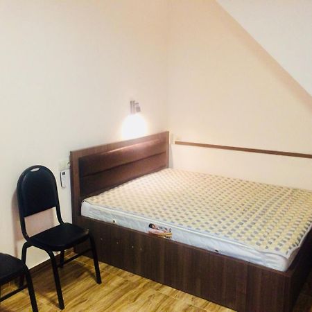 Apartment Gorgasali_57 Батуми Экстерьер фото